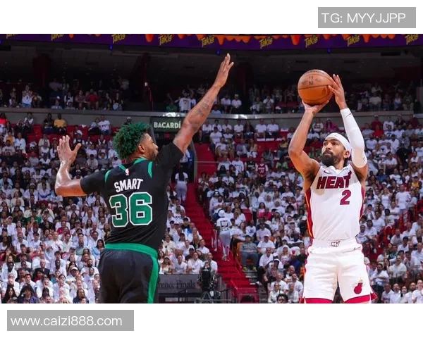 凯尔特人战胜尼克斯，泰特姆-沃克砍下30分，点燃全场激情